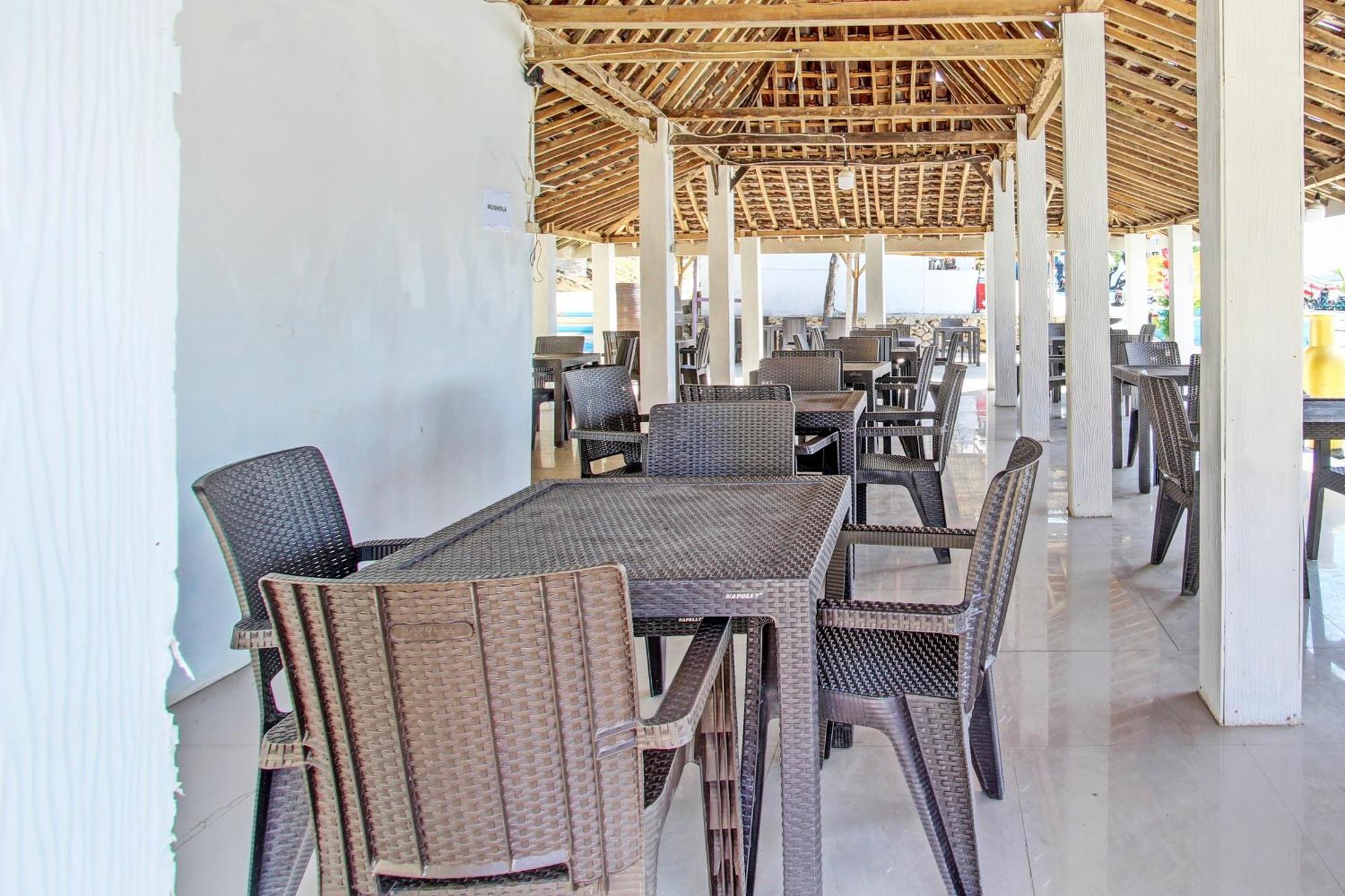 Palette 93389 Osanna Beach Resort Wonogiri Exterior photo