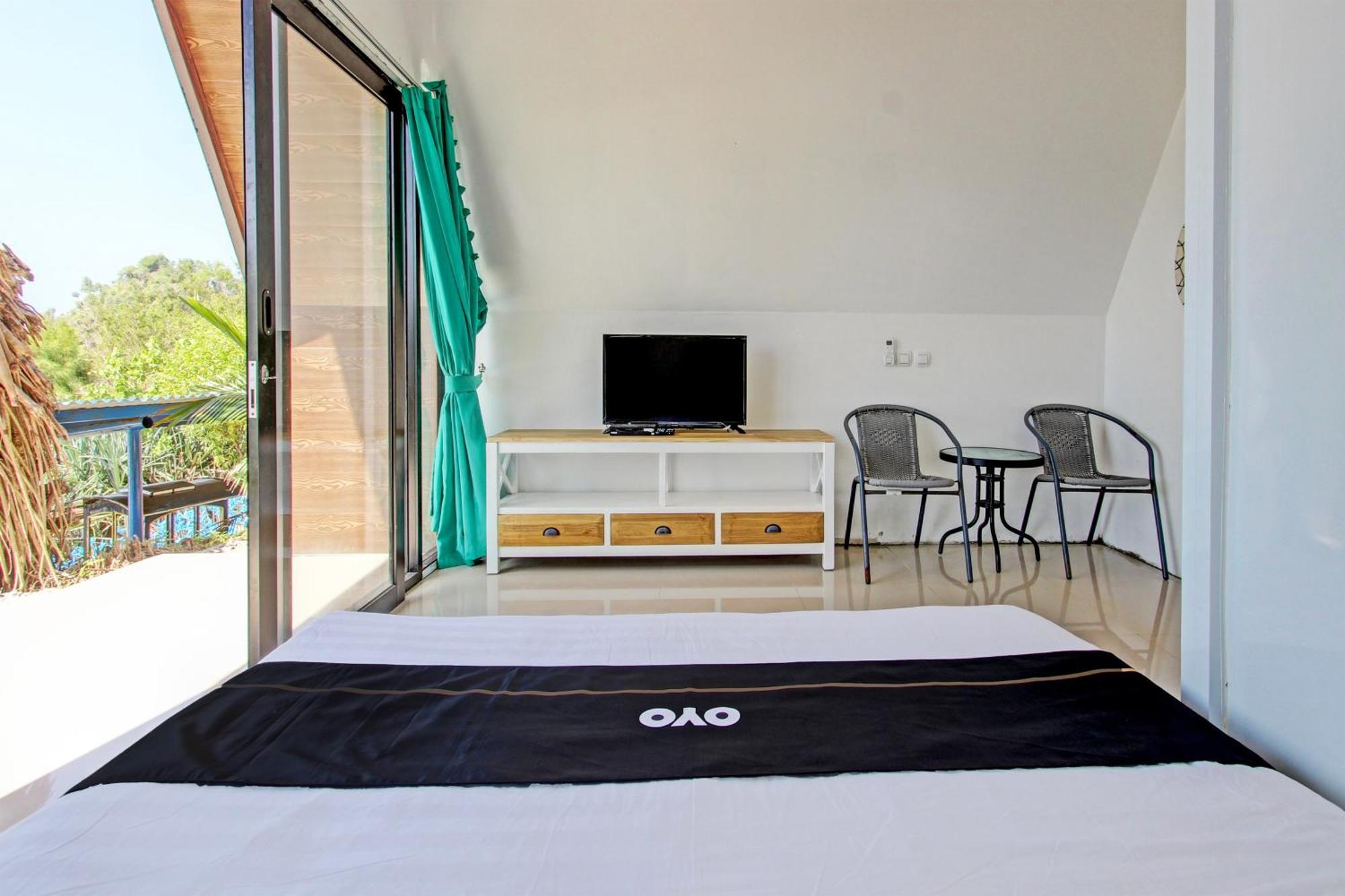 Palette 93389 Osanna Beach Resort Wonogiri Exterior photo